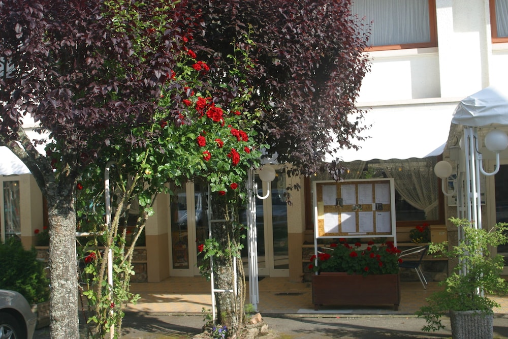 Garabit Hotel 2/29