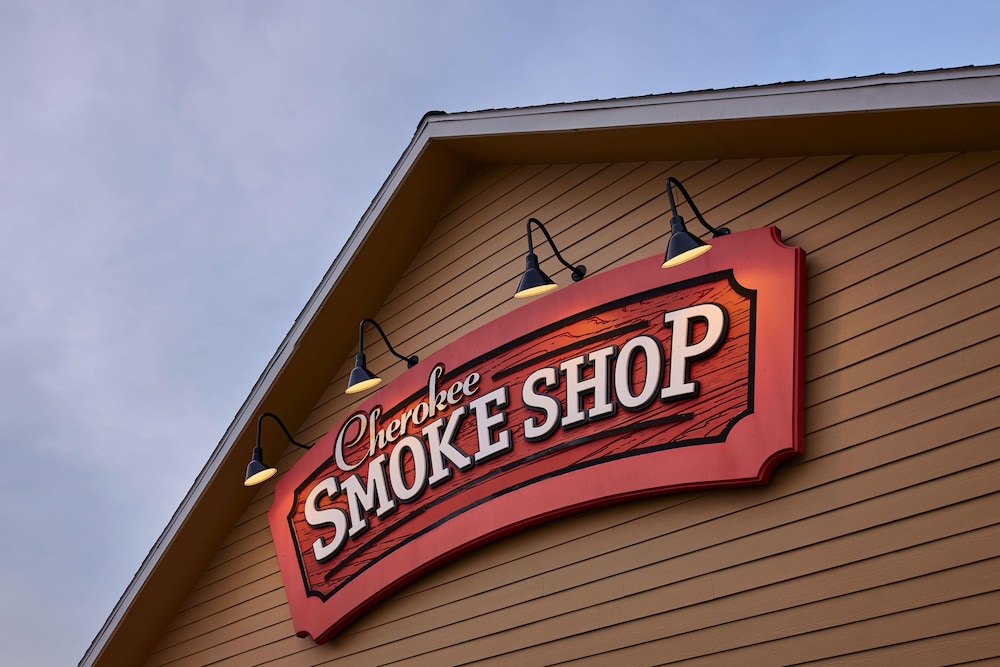 CHEROKEE CASINO & HOTEL WEST SILOAM SPRINGS 2/50