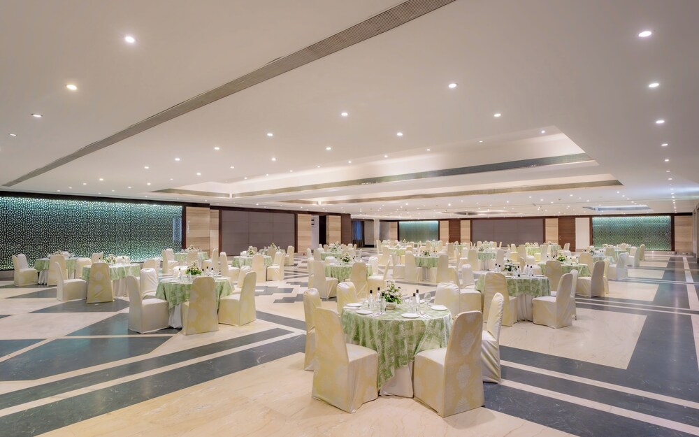 THE GRAND BHAGWATI. 40/50