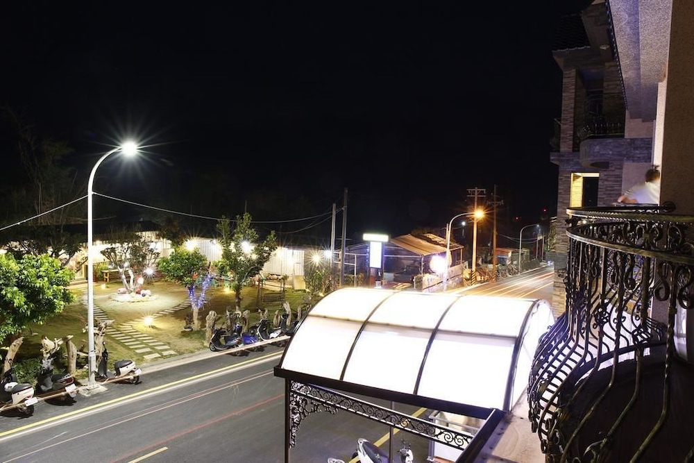 Lunatis Bay Hotel 30/50