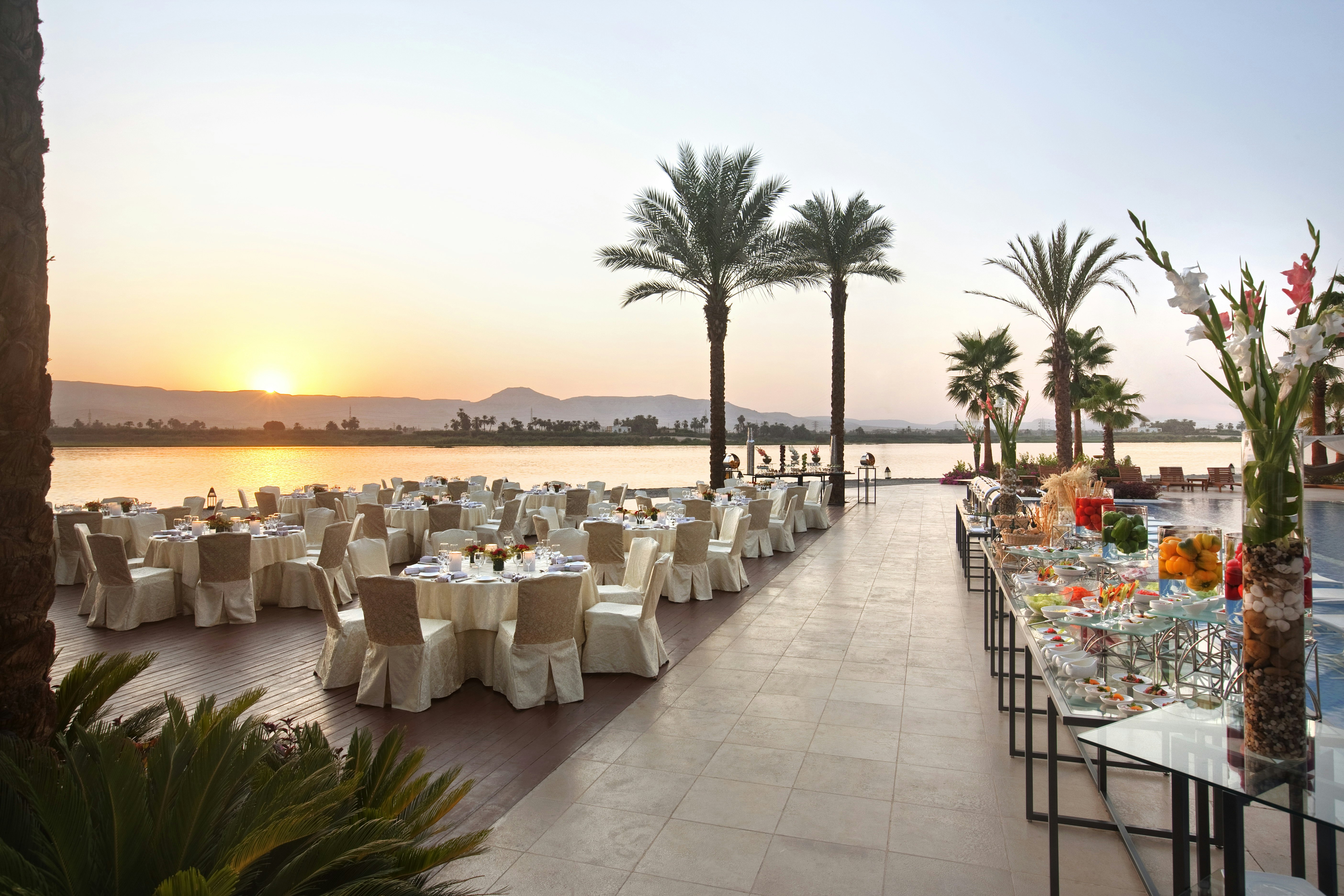 Hilton Luxor Resort and Spa 81/85
