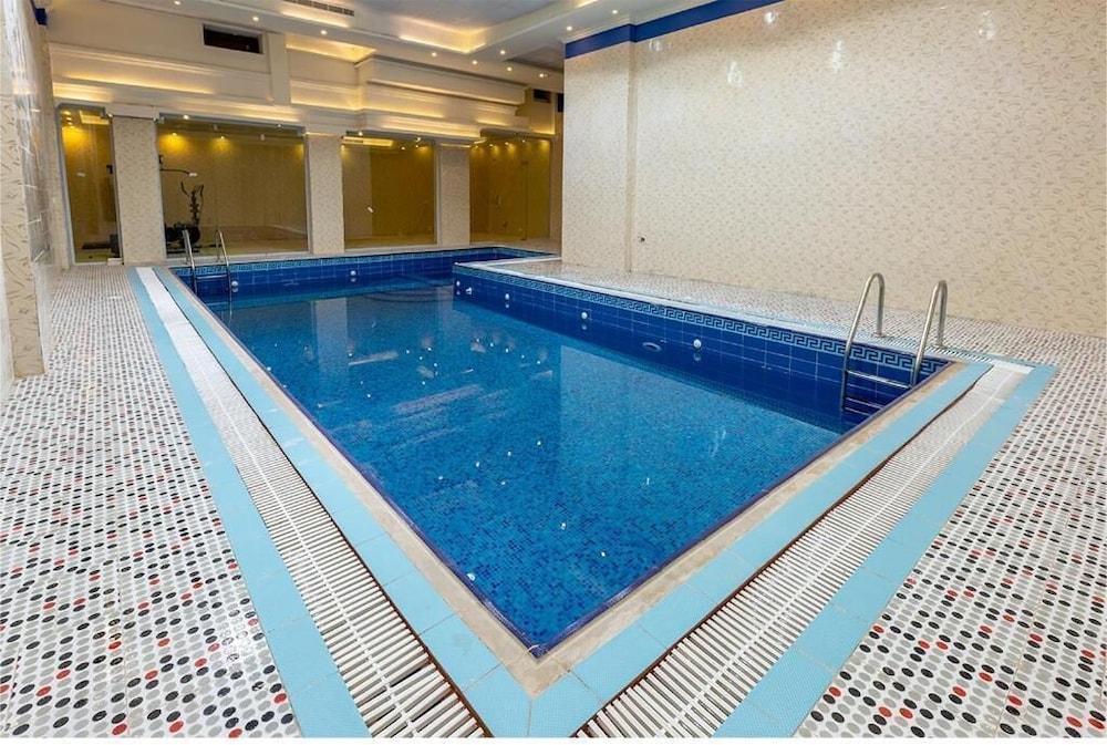 Anova Hotel 14/20