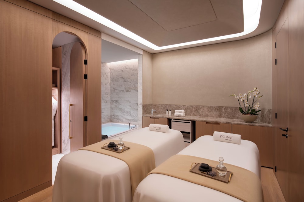 Swissotel Residences Corniche Park Towers 20/49