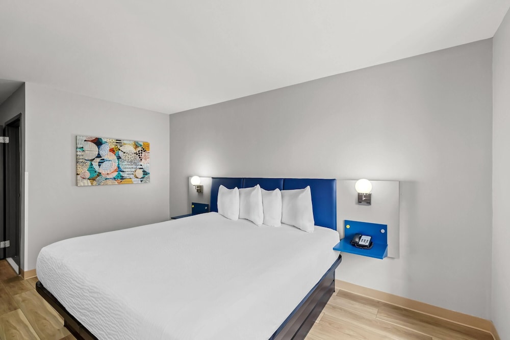 Microtel Inn & Suites by Wyndham Norcross 16/50