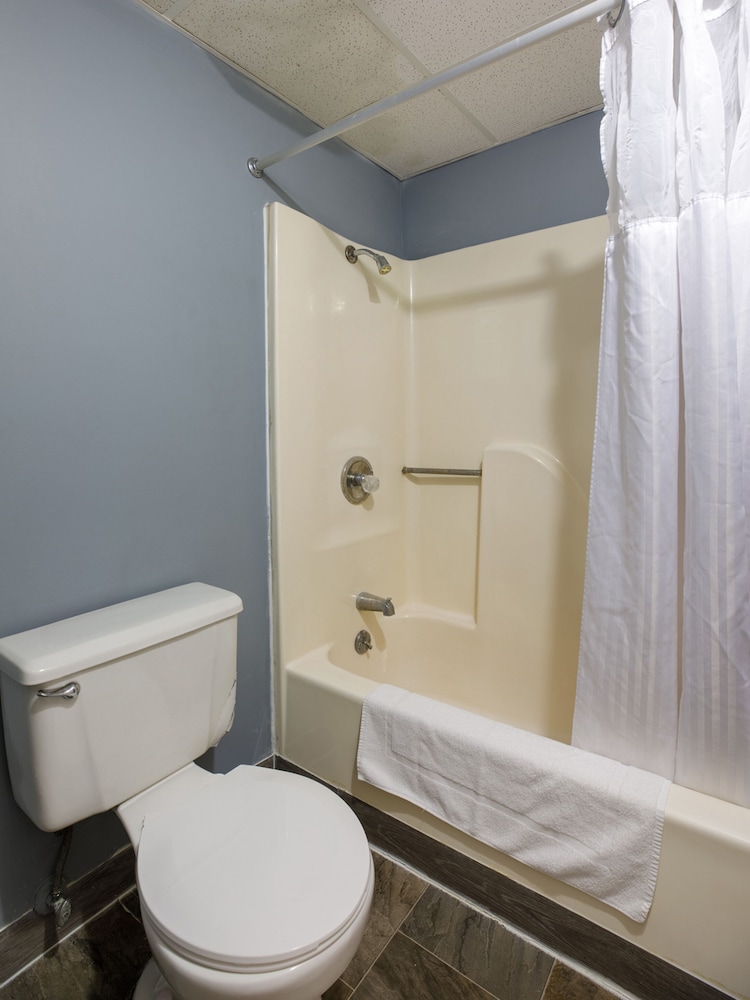 Hotel Branson MO 165 19/33