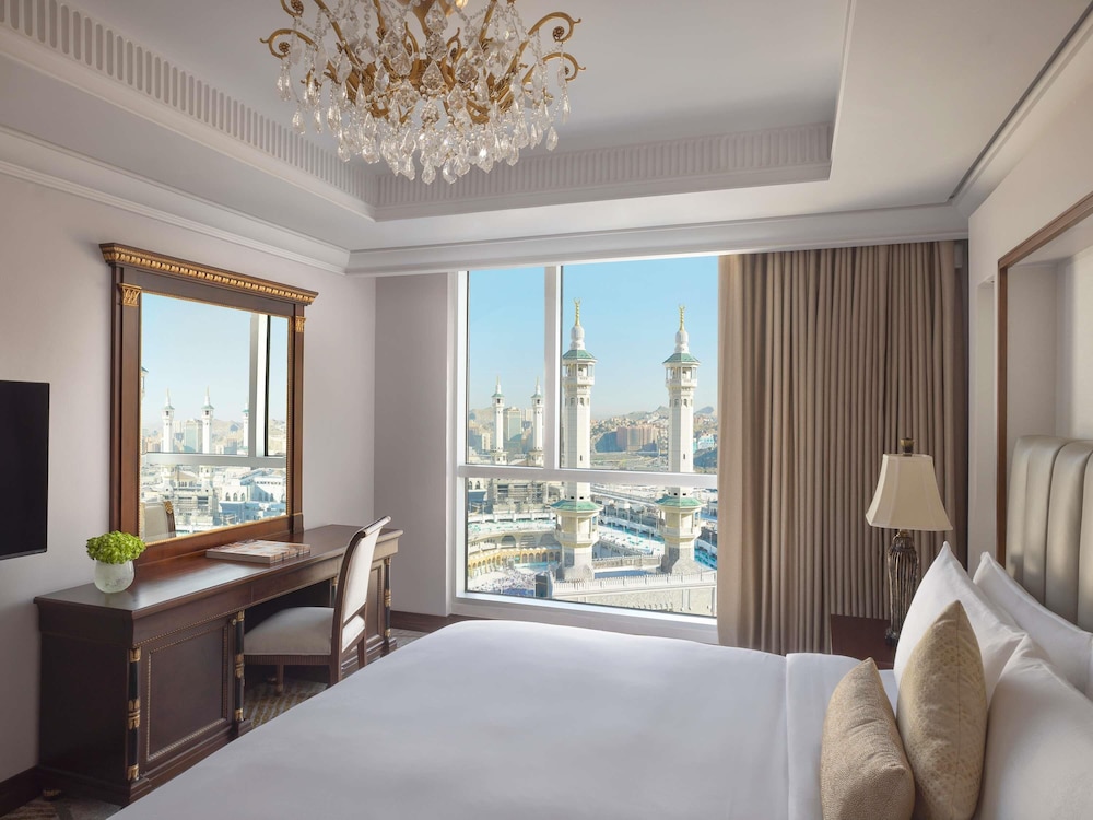 فندق قصر مكة رافلز(Raffles Makkah Palace) 20/73