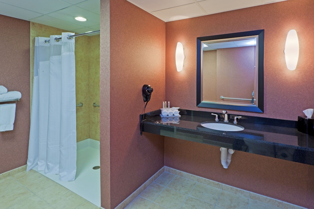 Best Western Plus Heritage Rail Inn & Suites 18/49