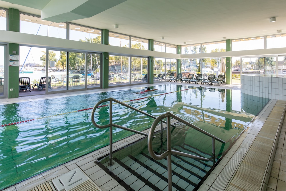 Hotel Yacht Wellness & Business 23/50