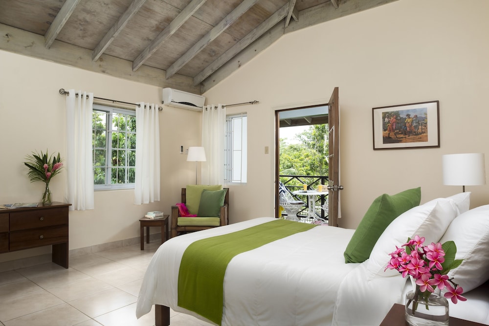 White Sands Negril 18/54