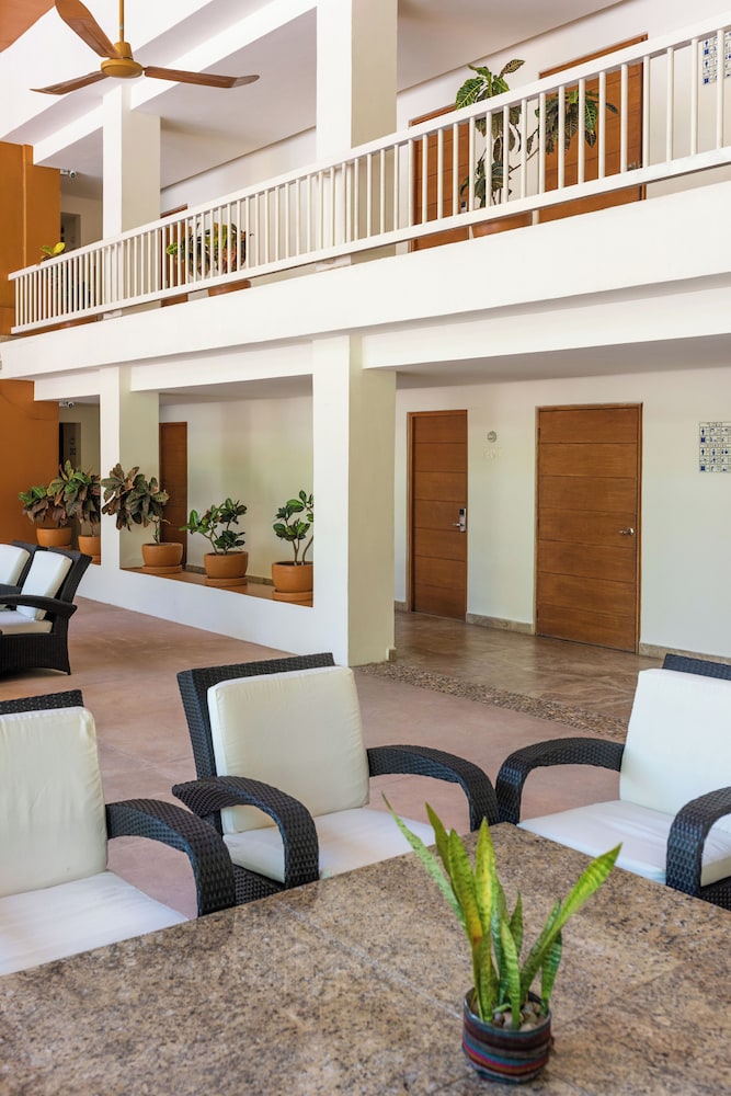 Hotel Ixzi Plus 43/63
