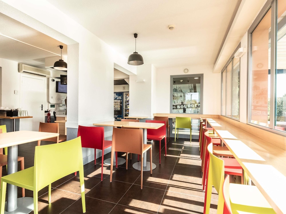 Ibis Budget Bourges 39/46