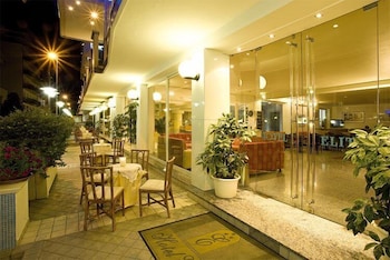 Elite Hotel 37/51