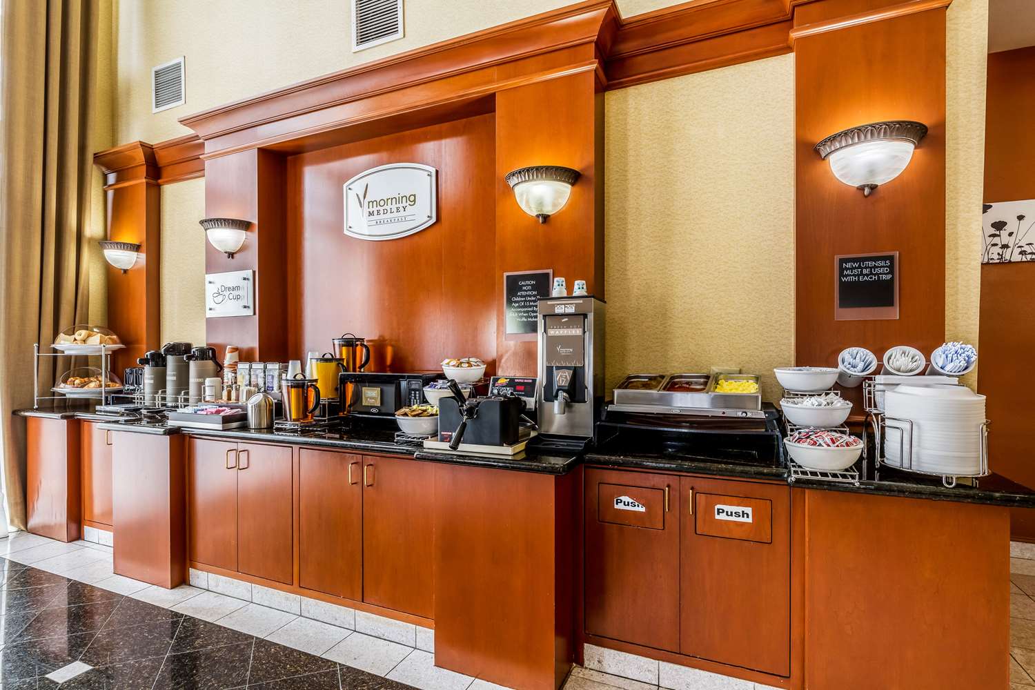 Sleep Inn & Suites Stafford Sugarland 8/23