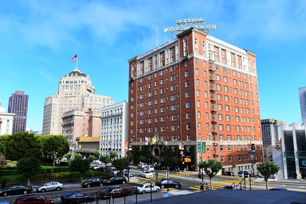 The Scarlet Huntington Hotel 1/84