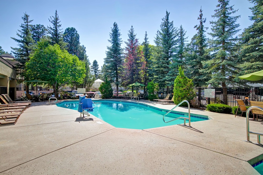 DoubleTree by Hilton Flagstaff 20/72