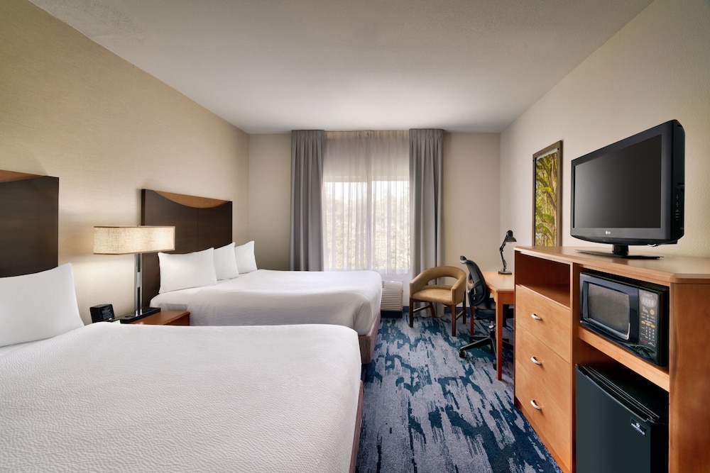 Fairfield Inn Suites Tallahassee Central 7/35