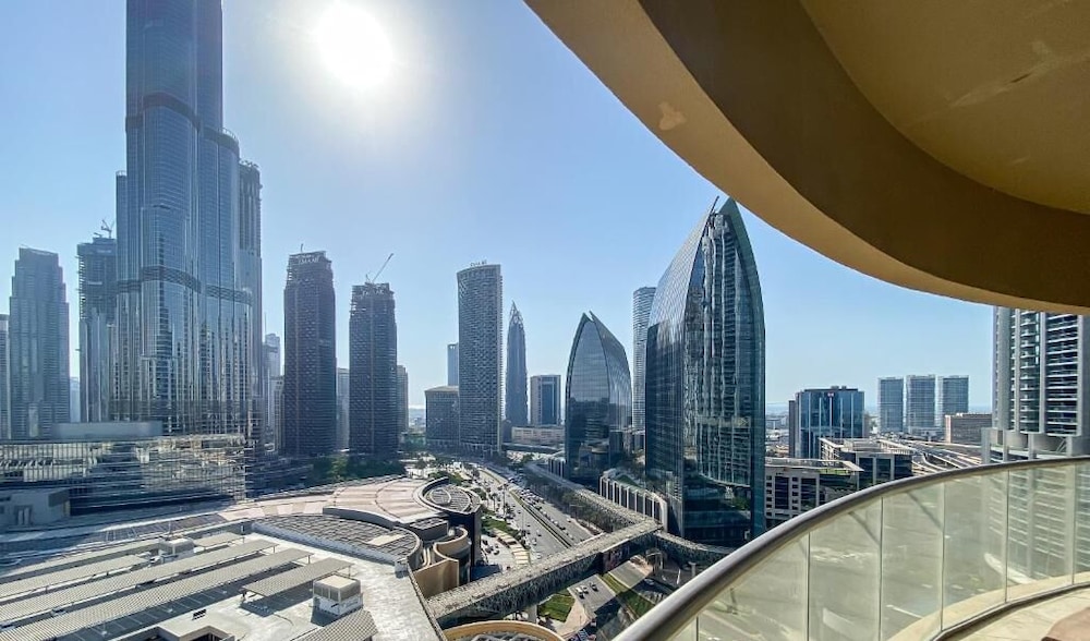 Westminster Dubai Mall 21/50