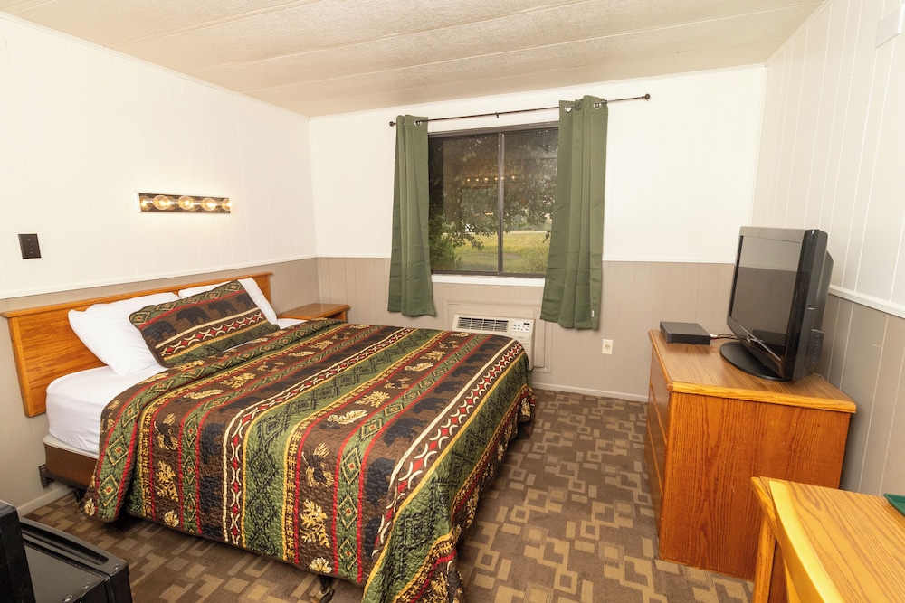 The Lodge At Lolo Hot Springs 11/50