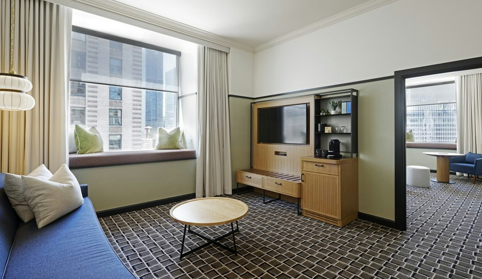 L7 Chicago by LOTTE 43/50