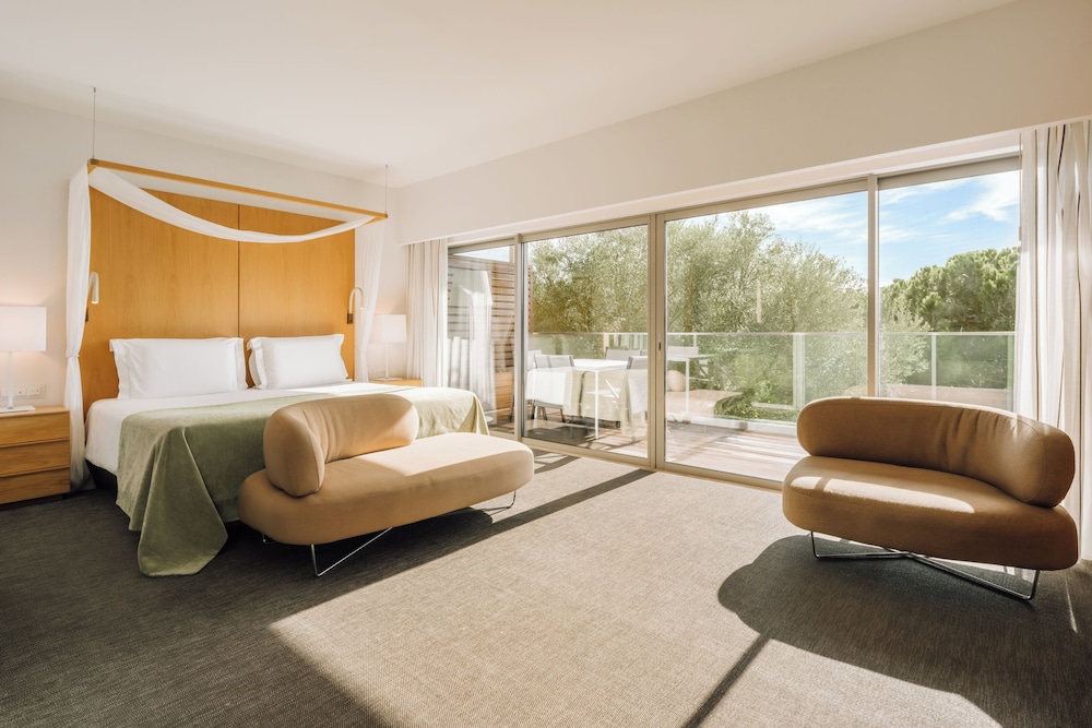 DUPLEX, DELUXE, SUITE, GARDEN VIEW