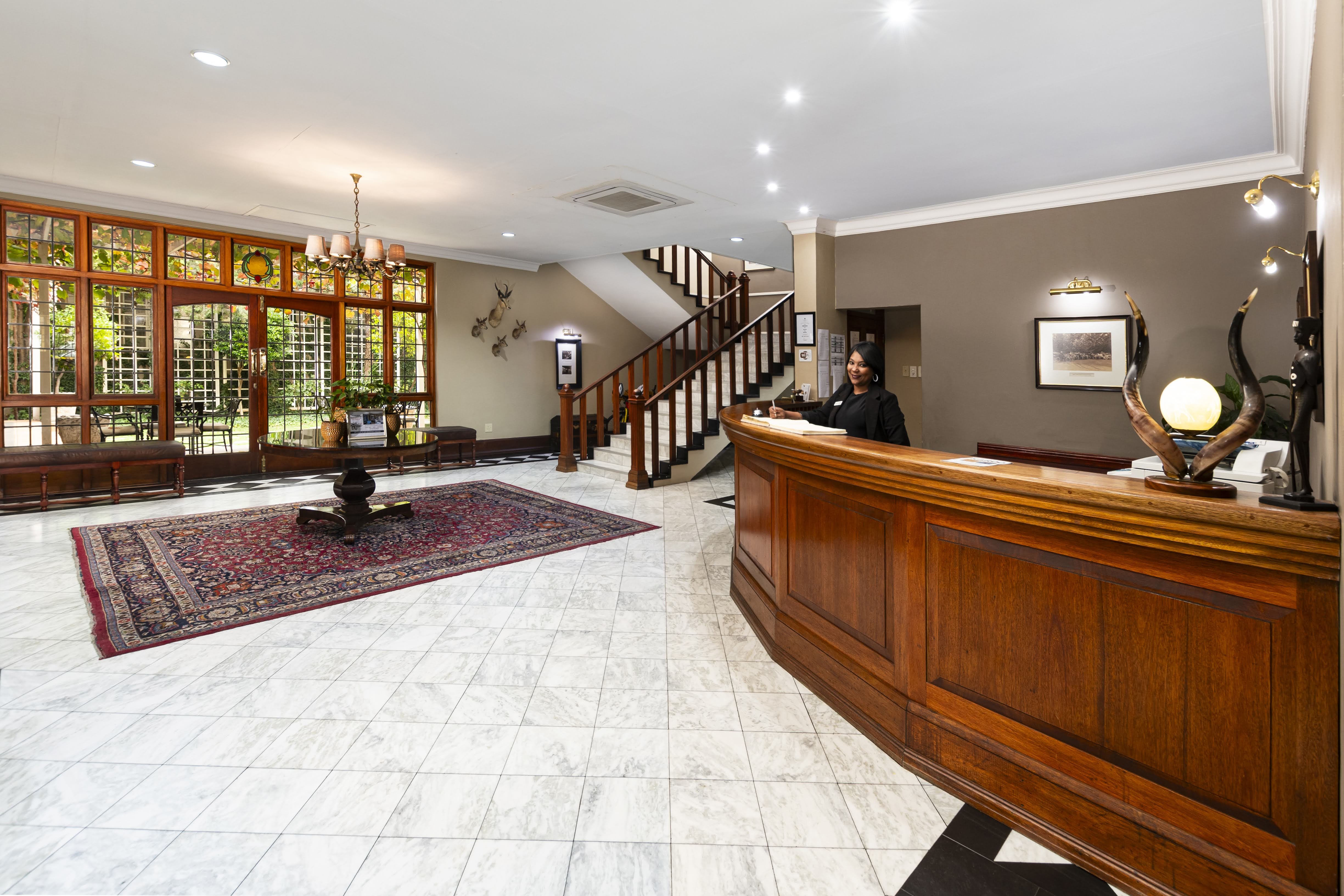 Queen's Hotel by BON Hotels 7/43
