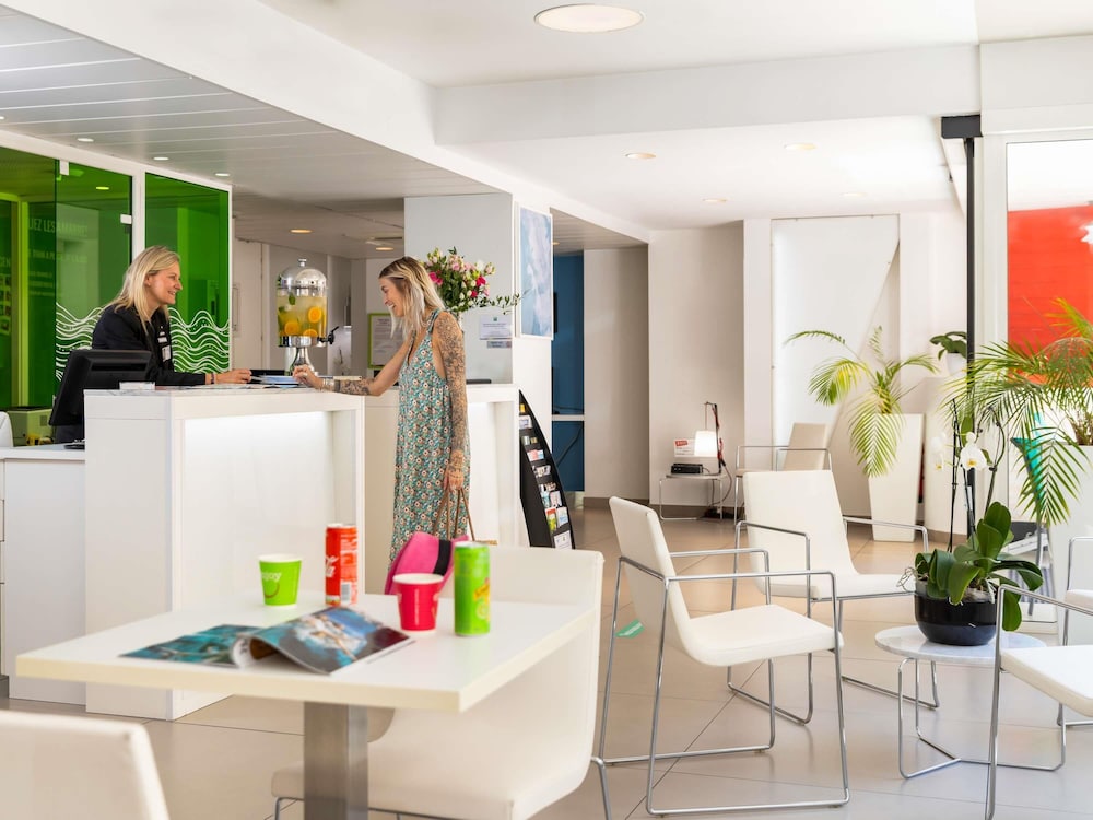 Ibis Styles Menton Centre 36/50