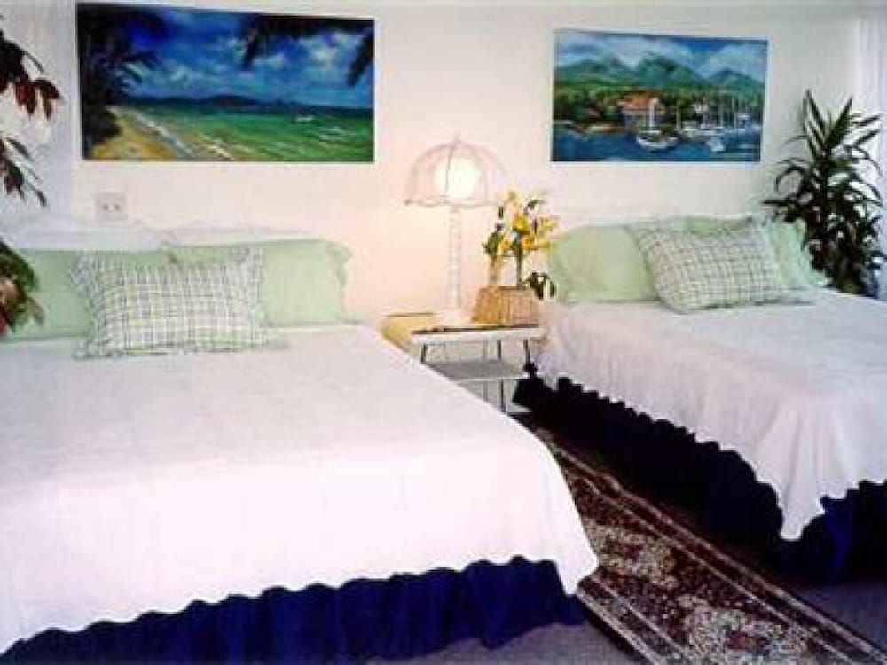 Hale Hoola B&amp;B 5/18