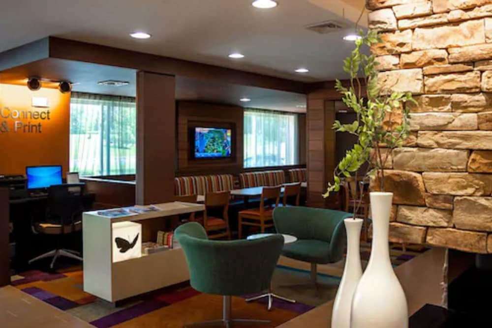 Fairfield Inn Harrisburg Hershey 33/53
