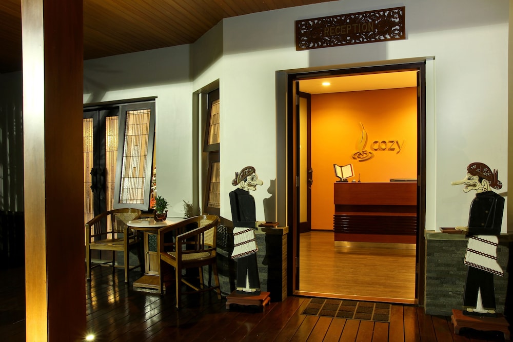 COZY Boutique Guest House 50/57