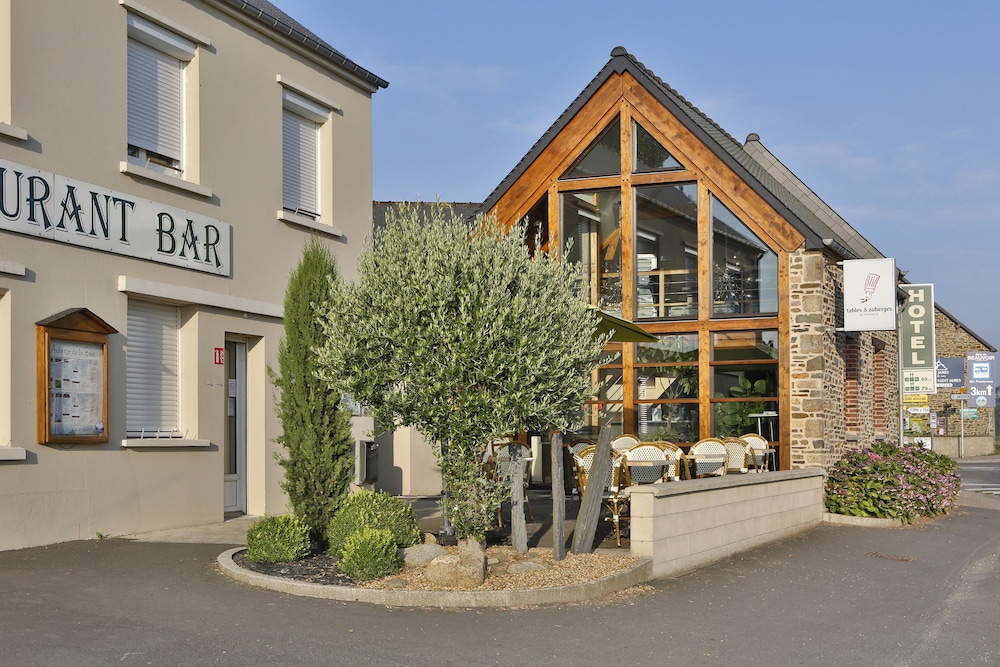 Auberge De La Baie 51/61