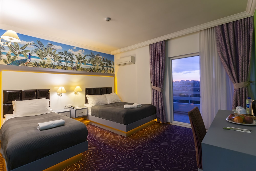 Mene City Hotel 17/70