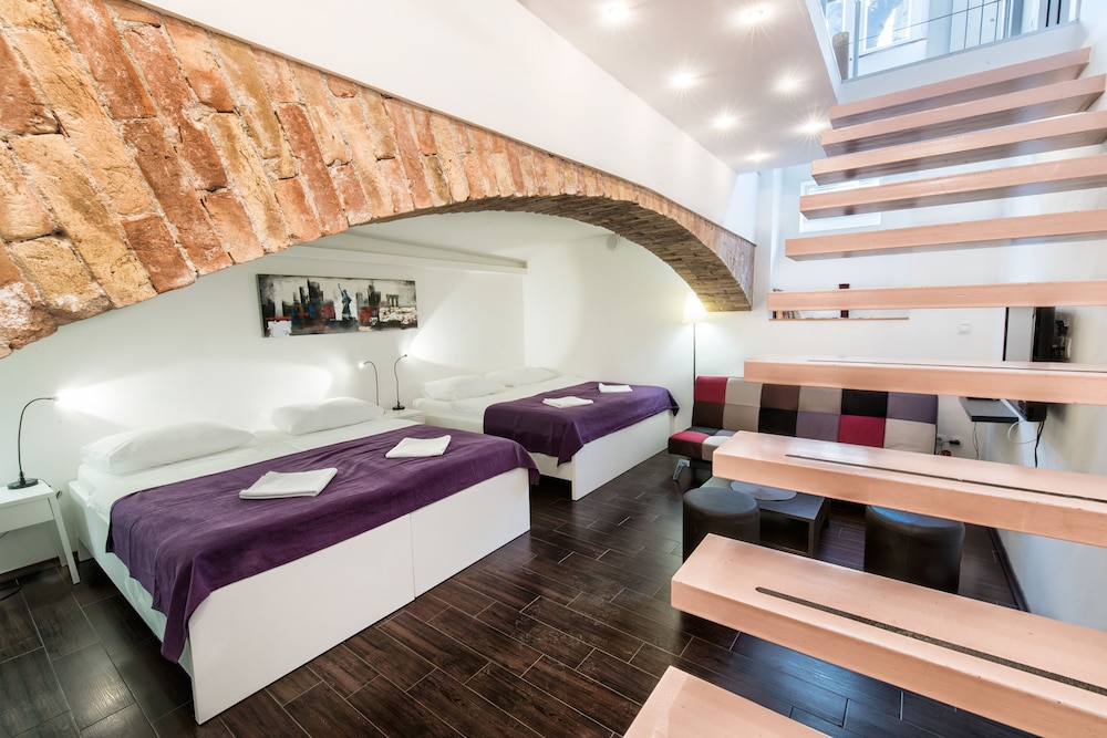 Tia Apartments And Rooms 25/55