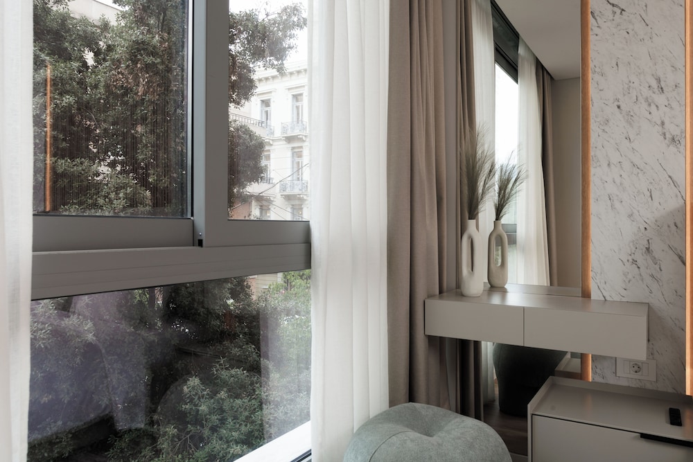NUR Aparthotel Athens 34/35