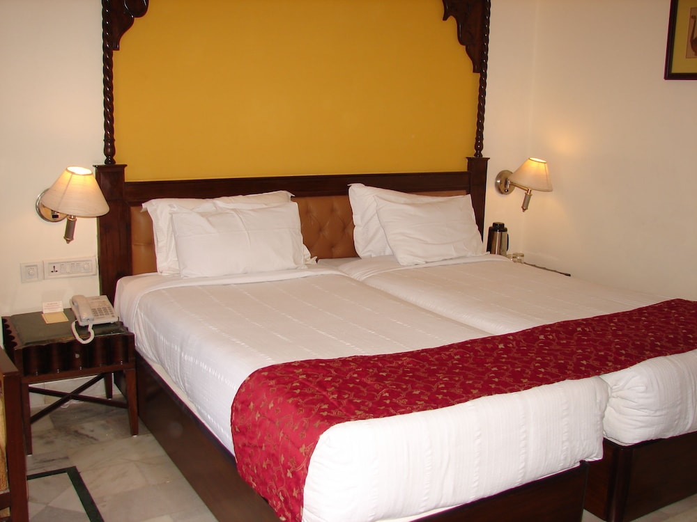 Mansingh Palace Ajmer 11/40