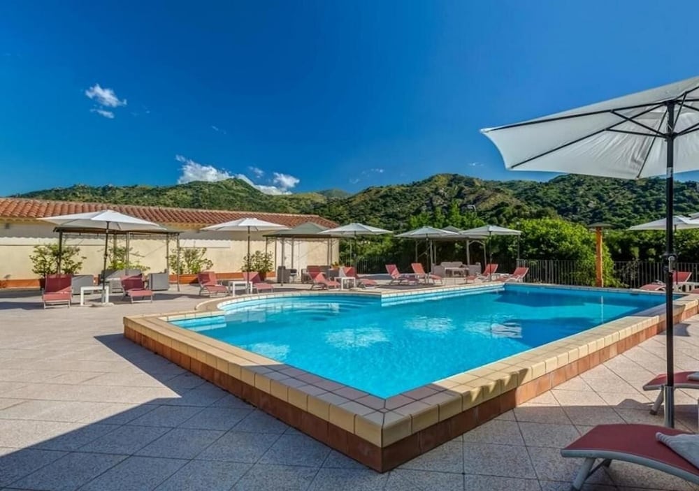 The Borgo Alcantara 5/70