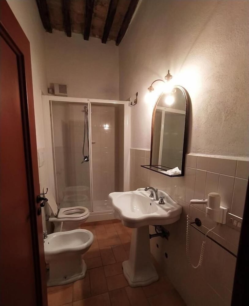 Country House Monasterio Le Grazie 40/41