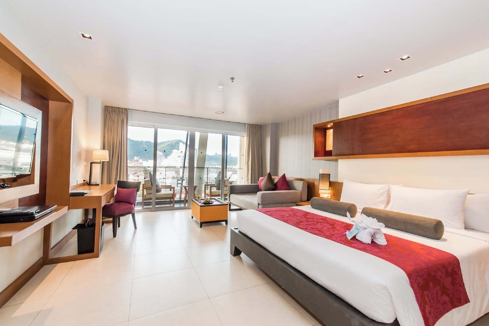 Ashlee Hub Hotel Patong 27/66