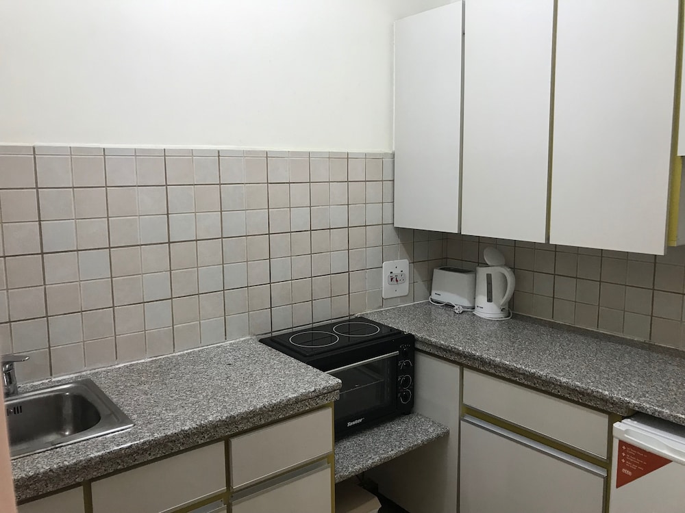 M Boutique Hotel - Adults Only 59/60
