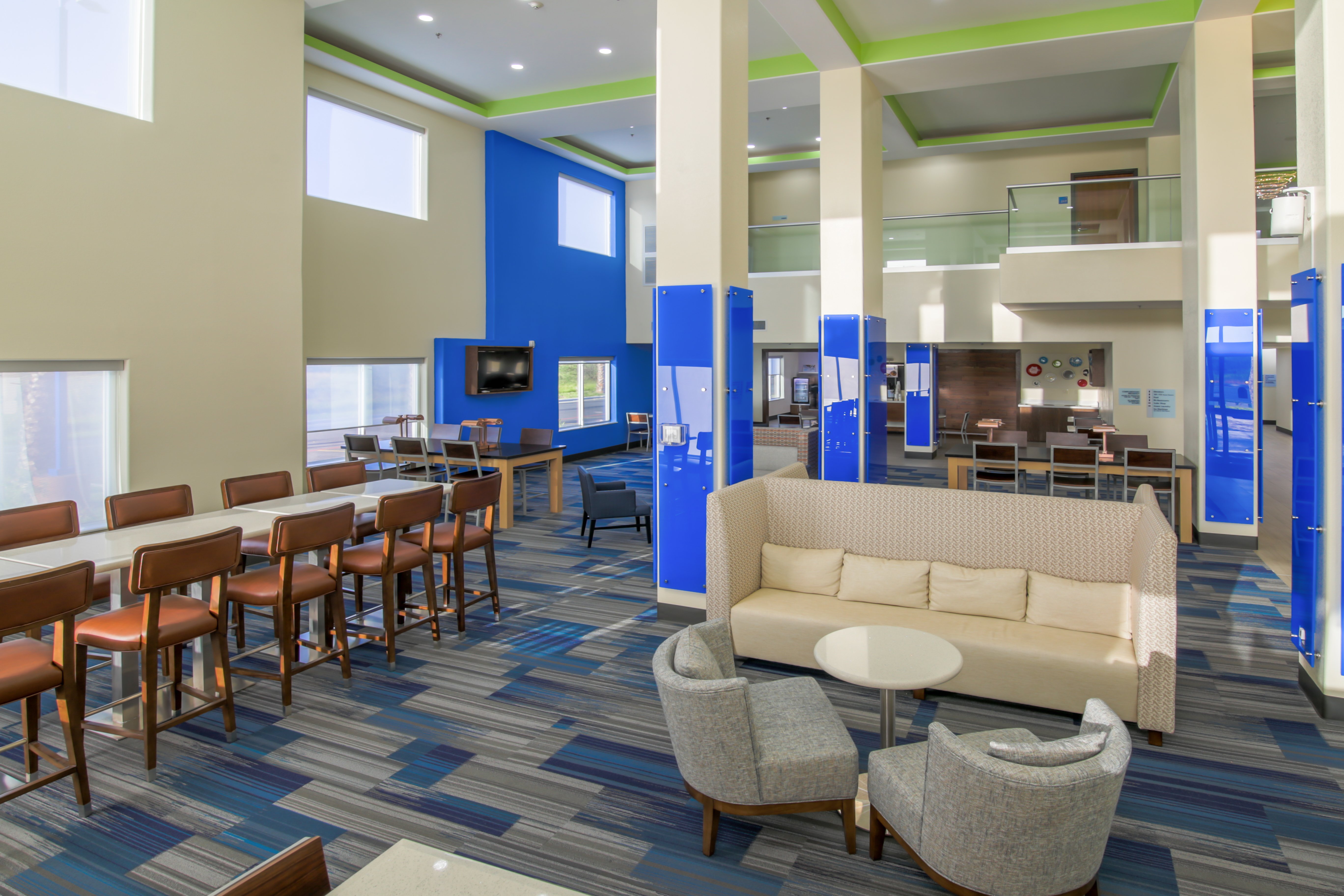 Holiday Inn Express And Suites Raymondville 21/28