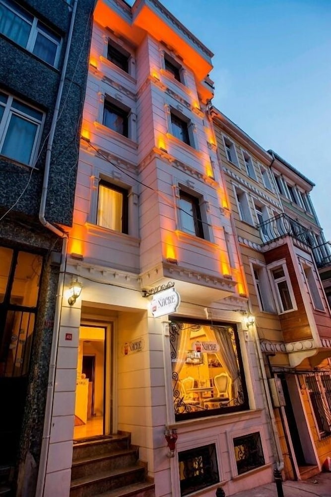 Taksim Nacre Residence 2/48