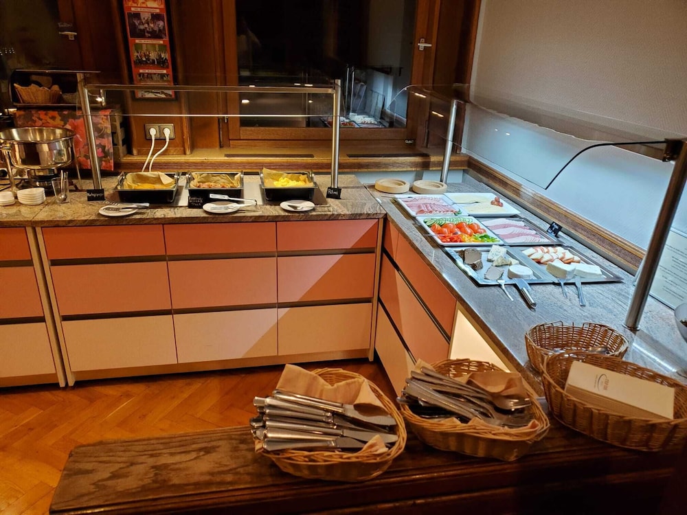 TRIP INN PostHotel Duren 8/50