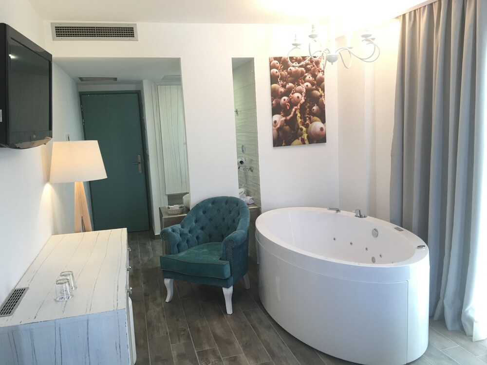 Cooee Kyknos Beach Hotel 32/75