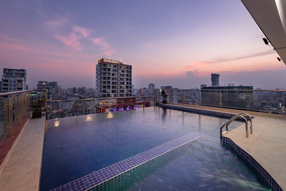 SOHO Residence 27/31