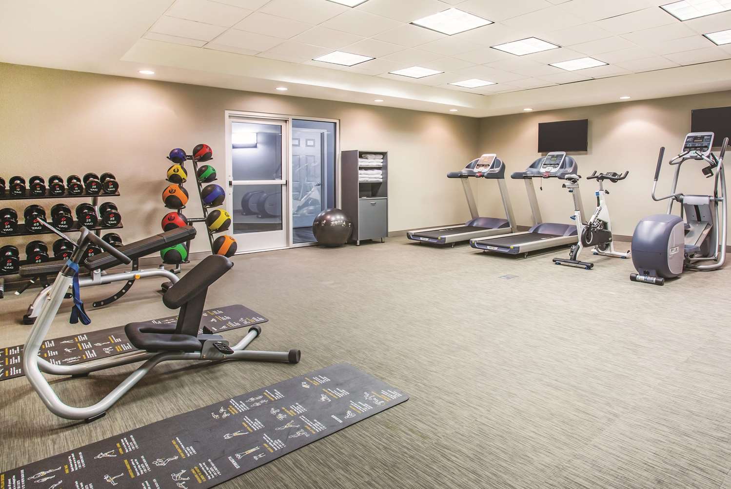 La Quinta Inn And Suites By Wyndham Las Vegas Summerlin Tech 31/49