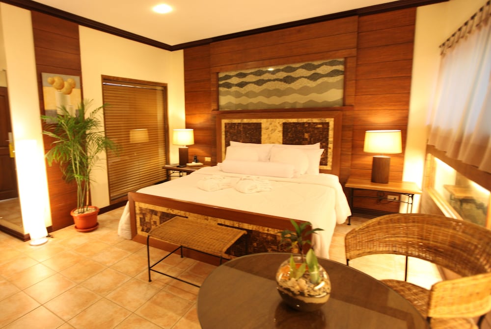 Citystate Asturias Hotel Palawan 18/55