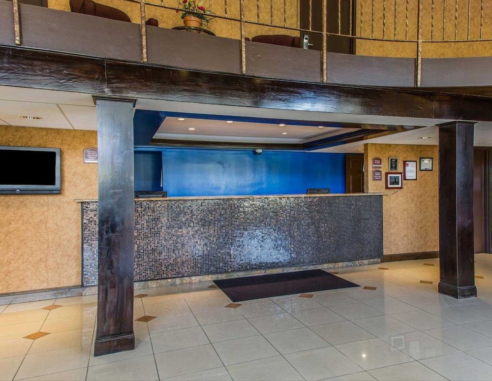 Rodeway Inn & Suites East Windsor CT 11/44