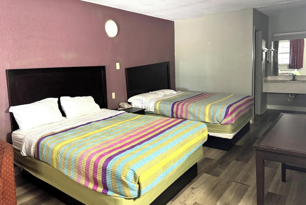 Diamond Inn Forrest City I-40 26/46