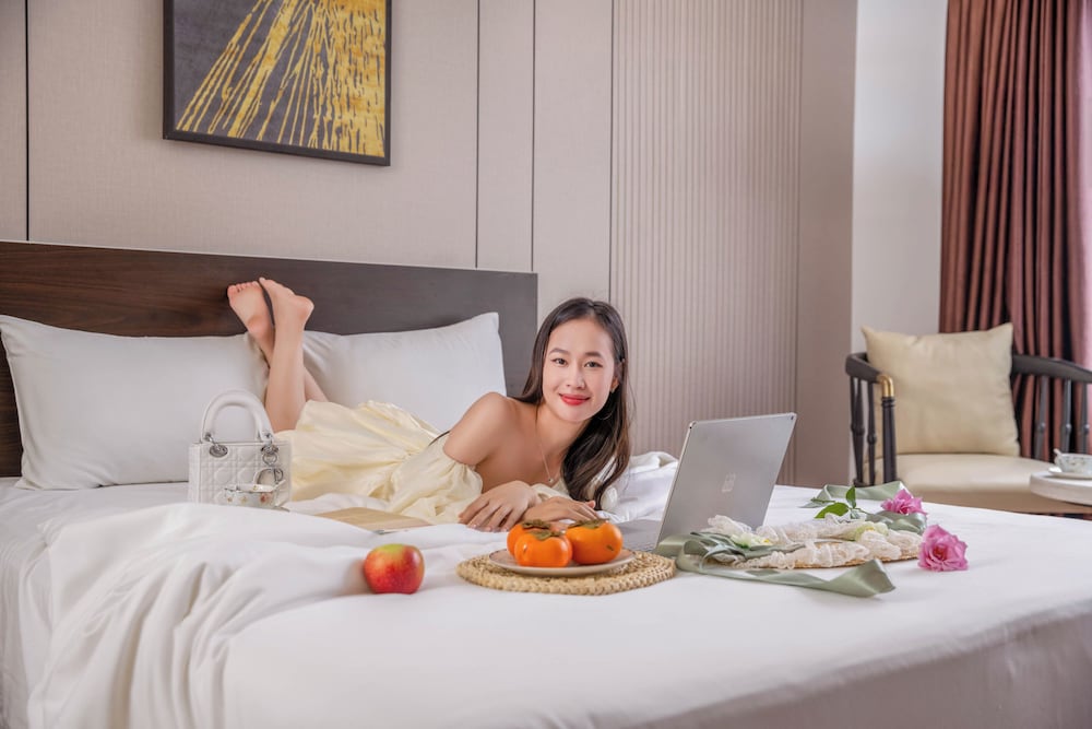 Haya Beach Hotel 33/49