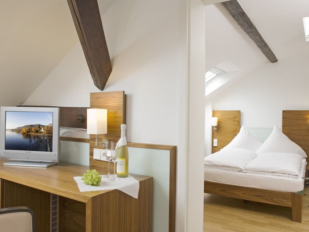 HOTEL AUGUSTINER TOR 15/55