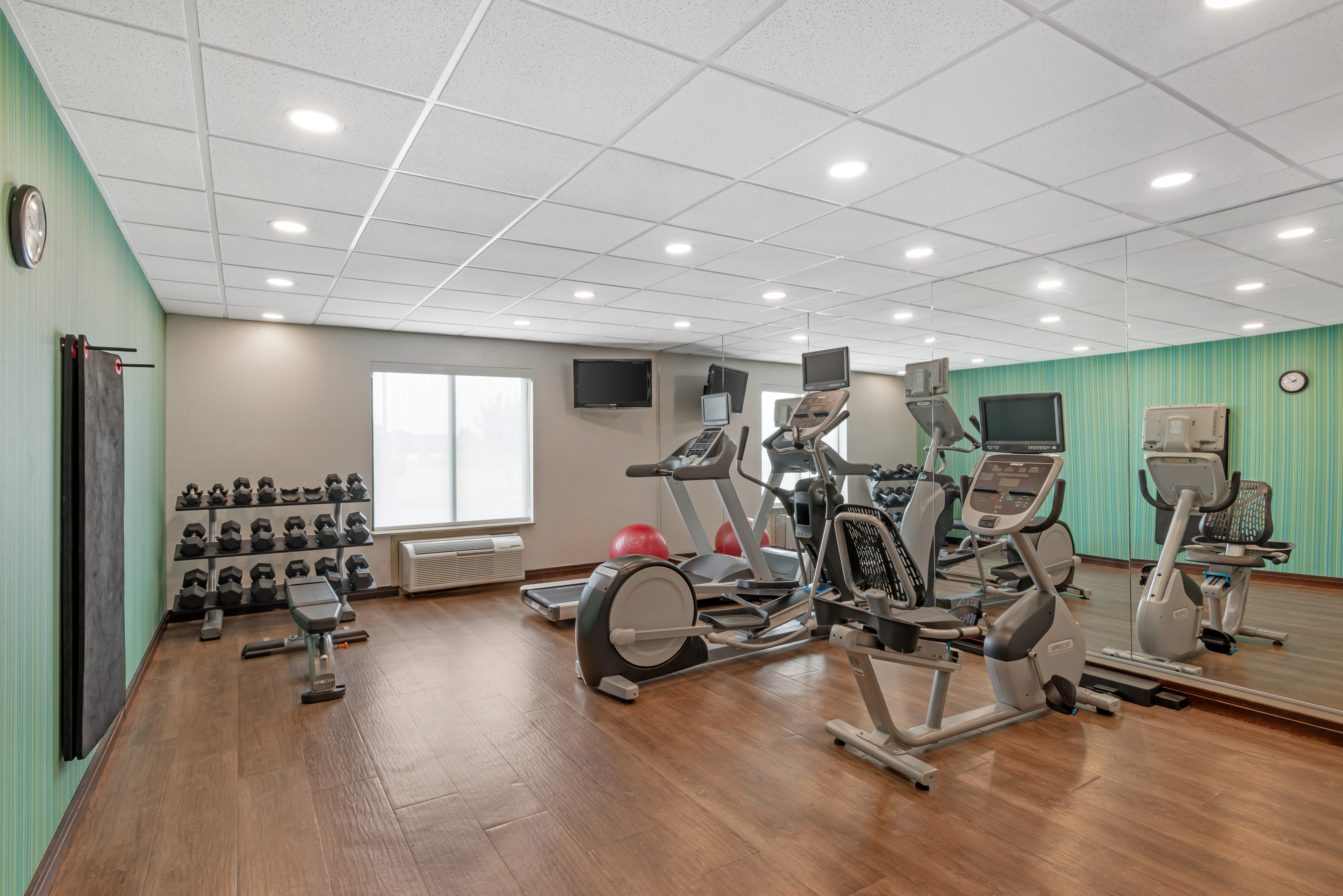 Holiday Inn Express Hotel & Suites Cordele North 49/79